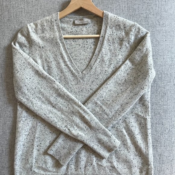 Everlane Cashmere V-Neck - Picture 1 of 10
